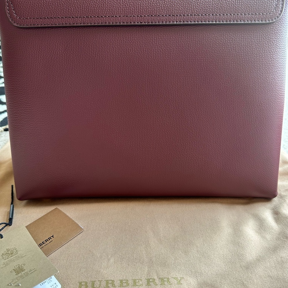 Burberry Camberley - Picture 7 of 7
